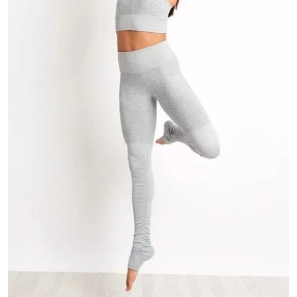 Alo Yoga Women's Gray High-Waist Goddess Legging Alosoft Performance Small